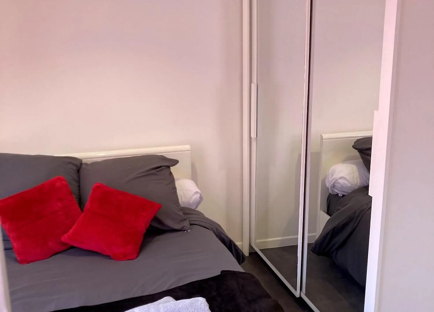 Studio 2Em Etage Votre Pelerinage A Lourdes Apartamento